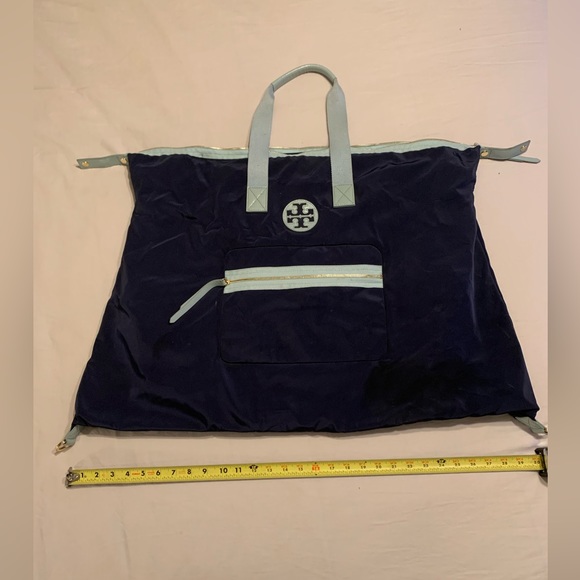 Tory Burch nylon duffle/overnight bag. Navy Blue with Powder Blue Accents. - Picture 2 of 7